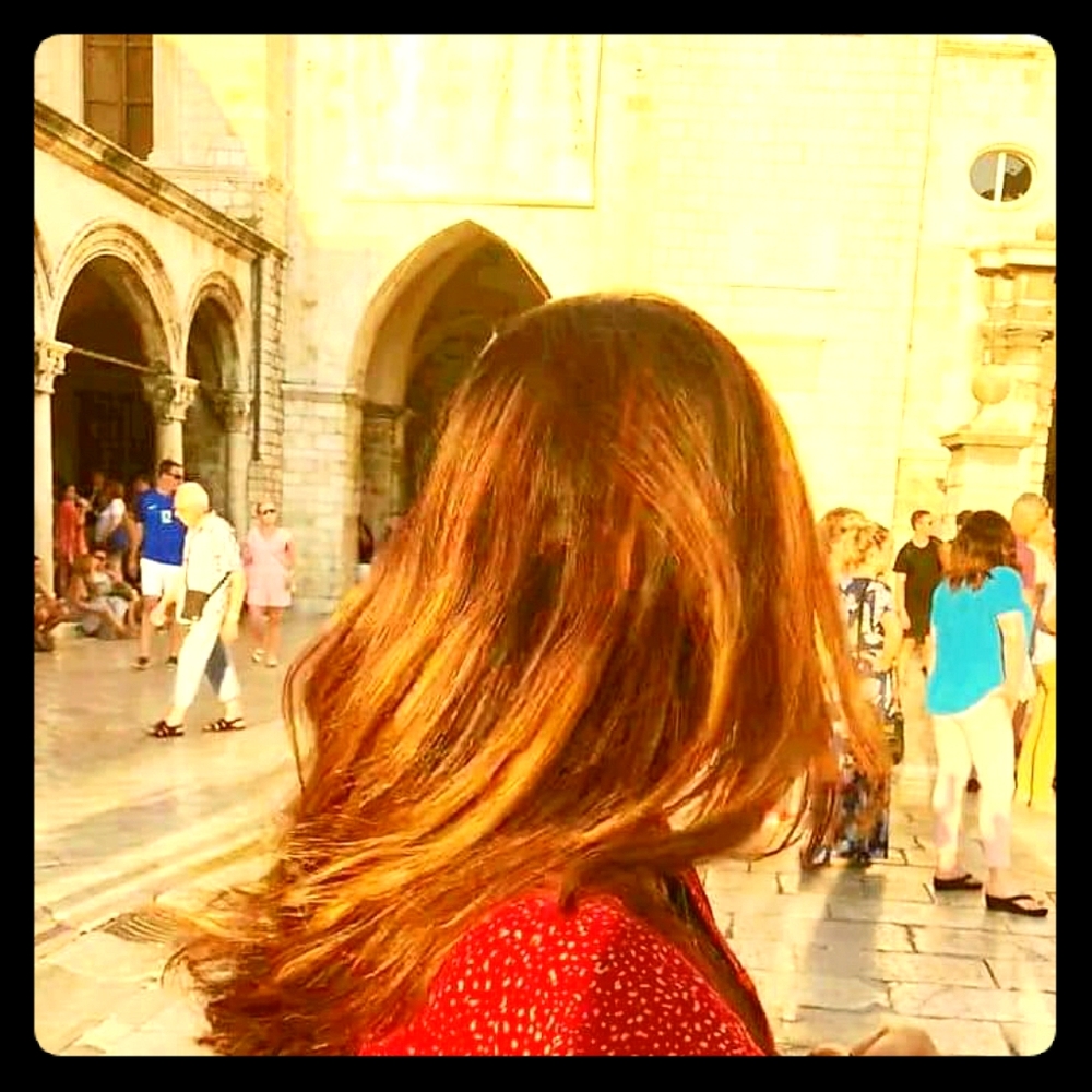 Meet your Posher, Neyya